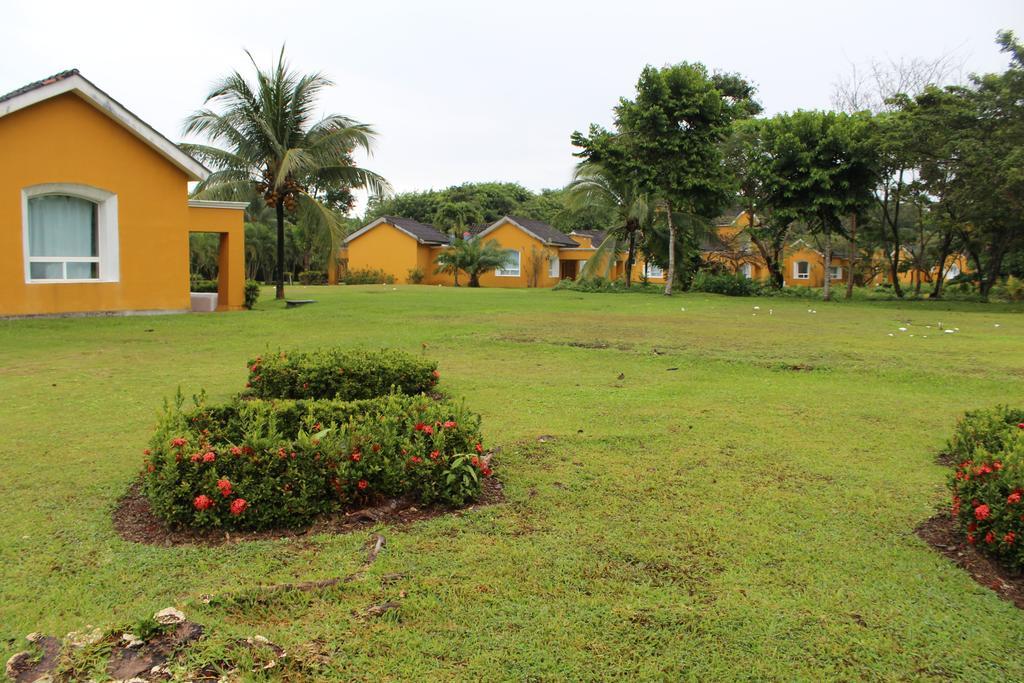 Amatique Bay Hotel Puerto Barrios Extérieur photo