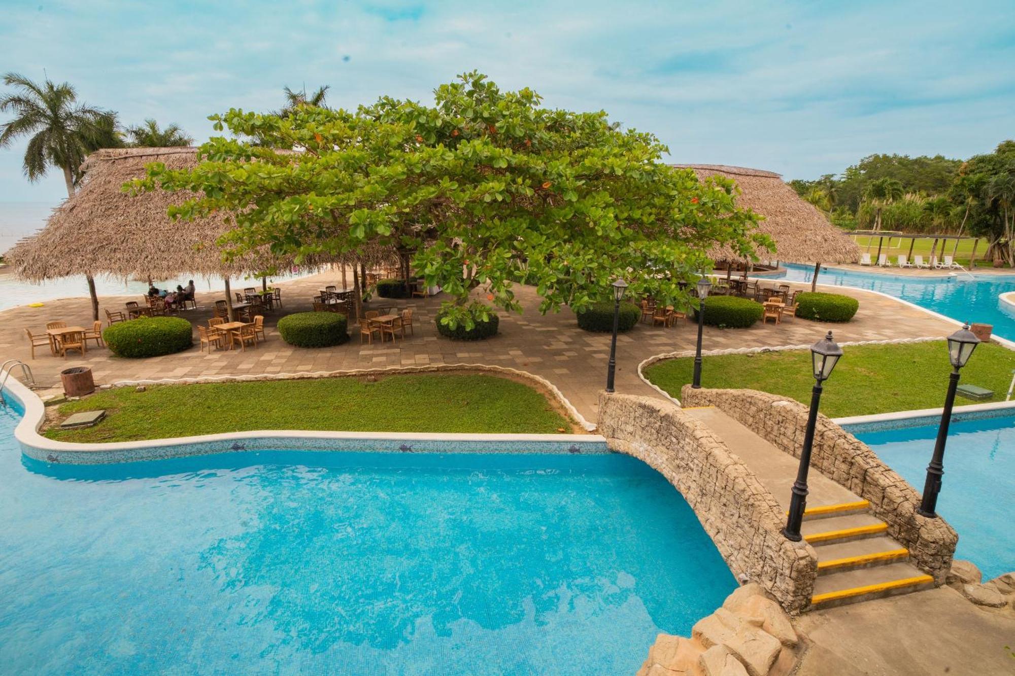 Amatique Bay Hotel Puerto Barrios Extérieur photo